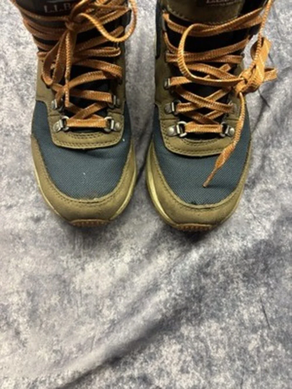 LL Bean Mountain Classic Mens Size 8 Brown Waterproof Hiking Boots Camping